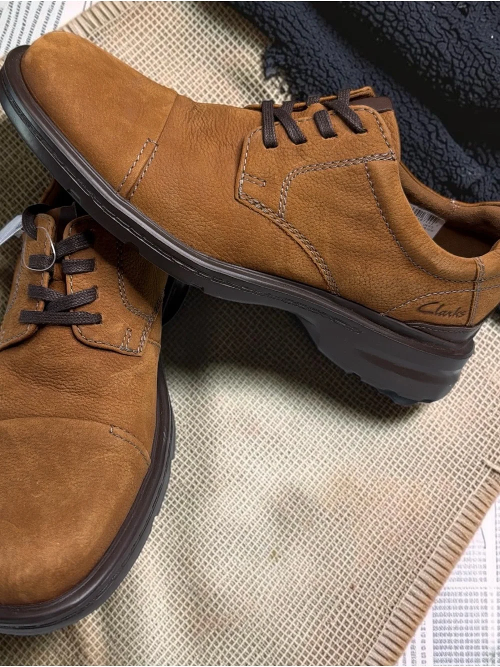 Clarks casual brown